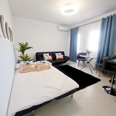 Precioso Apartamento Con Piscinas Y Vistas Al Mar. 贝纳尔马德纳 外观 照片