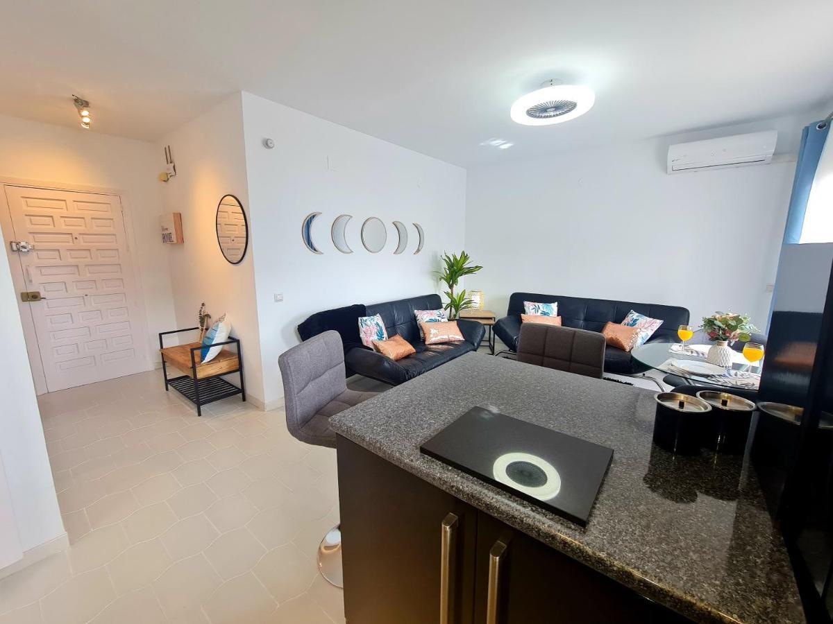 Precioso Apartamento Con Piscinas Y Vistas Al Mar. 贝纳尔马德纳 外观 照片