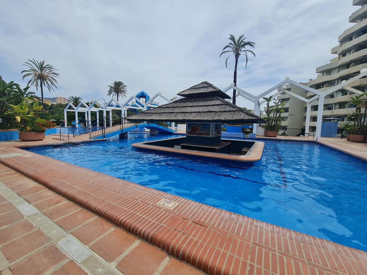 Precioso Apartamento Con Piscinas Y Vistas Al Mar. 贝纳尔马德纳 外观 照片